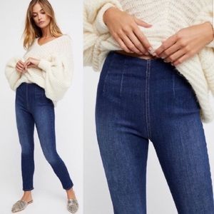 NEW Free People Ultra High Pull On Skinny Jeans 29